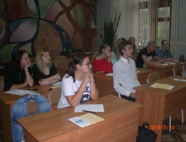 В Школе успешного абитуриента прошли уроки для будущих управленцев и «модных инженеров»