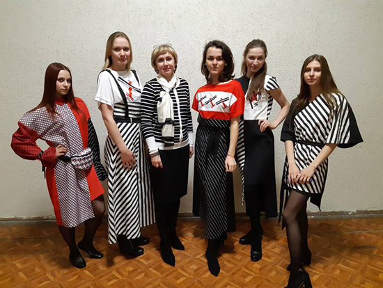 Продолжается победное шествие советского конструктивизма в мировой моде