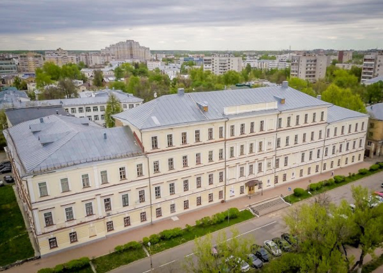 Выпускники кафедры ТМО держат марку