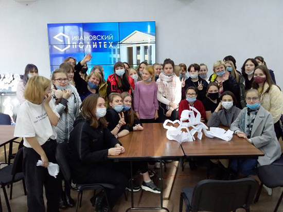 Юные художники из Вологды в гостях у Политеха