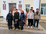 Будущие наноинженеры побывали в Институте химии растворов