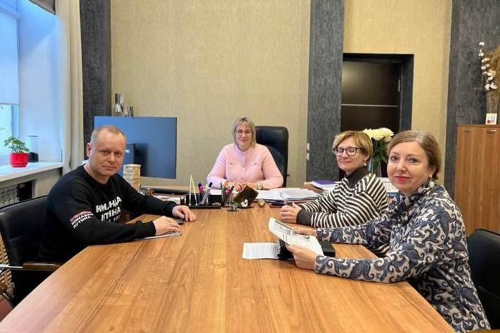Визит руководителя регионального исполкома Народного